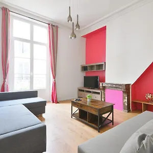 Quartier Place Des Vosges Appartement Paris